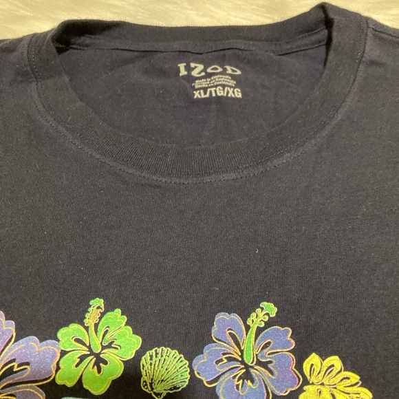 IZOD Men's Blue T-shirt with Floral & Surf Boards Print "BlueCrest Surf Shack" - Picture 2 of 4